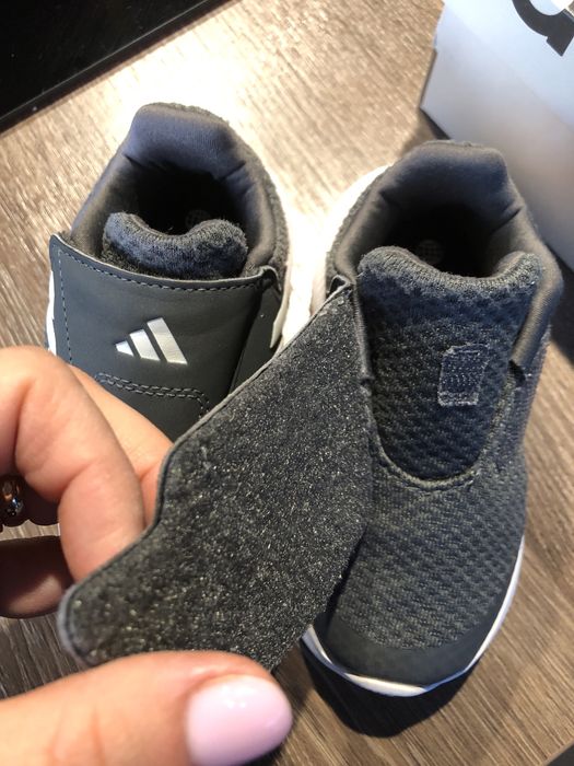 Papuci Adidas cu scai runfalcone 3.0 gri cu roz mărimea 23