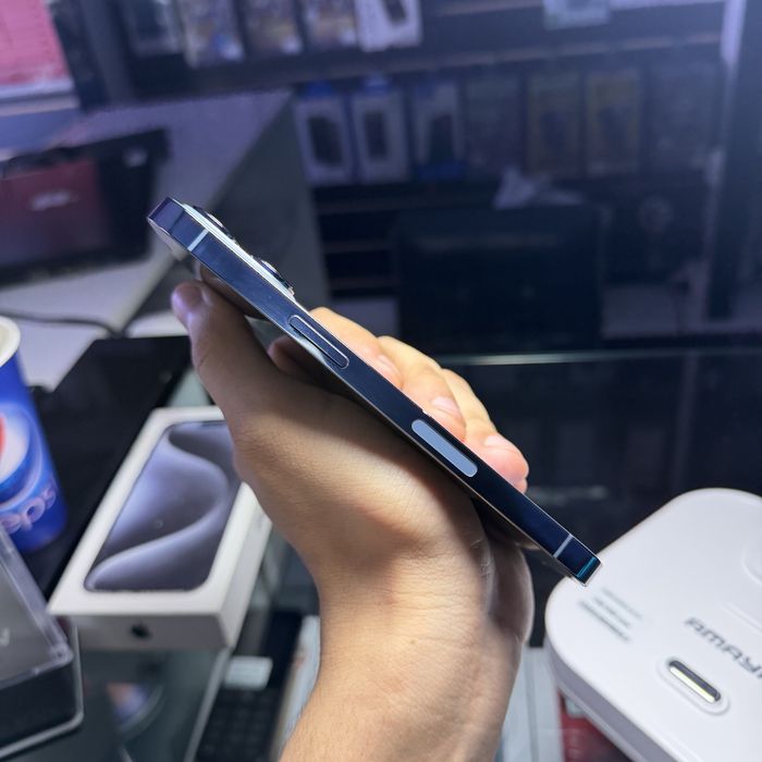 lPhone 13 pro Blue. 256 Gb 85% Holati yaxwi