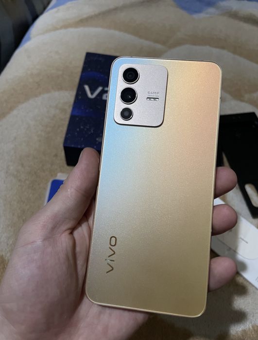 Продам vivo v23 5G ,8+4 /128