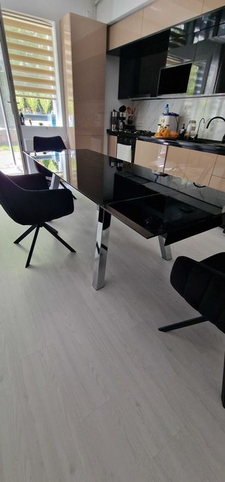 Masa dinning sticla extensibila