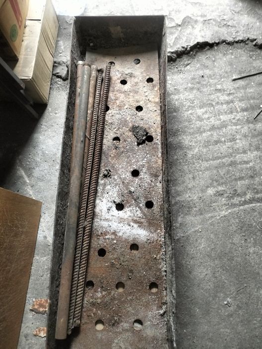 Мангал длина  1, 4 на 40см.