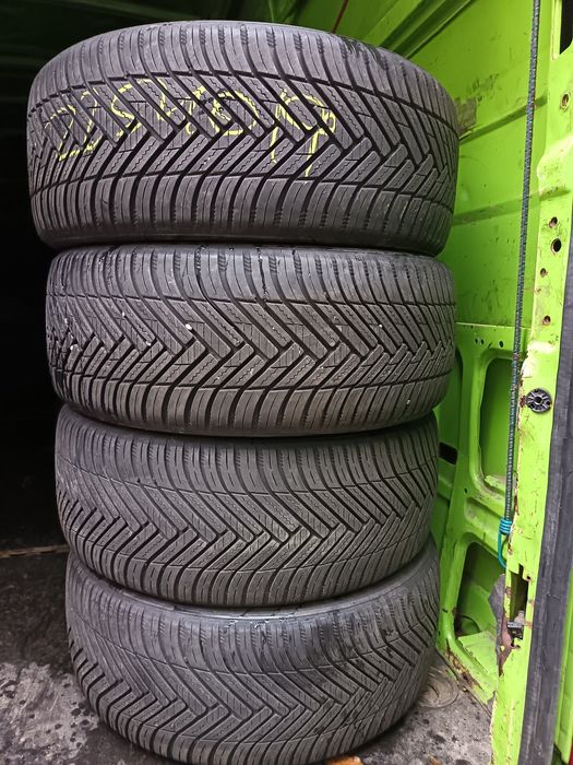 Anvelope 4sezoane ms 225 40 19 hankook 2023 6-8mm