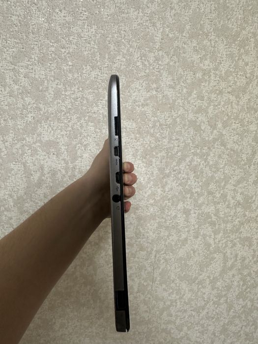 Планшет ноутбук ASUS