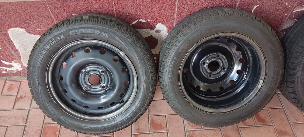 Колеса комплект диски + шины зима 195/60R15