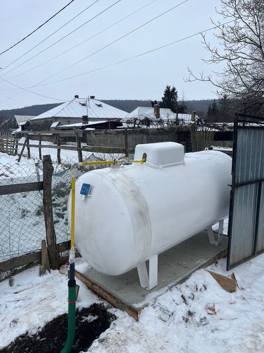 Bazine gaz gpl propan alimentare Rezervor Butelie 1750 litri 1000 3000