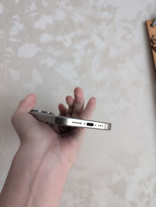 Iphone 15 pro 128 идеал