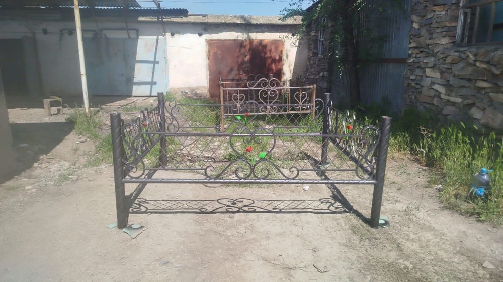 Изготовление ритуальных оградок