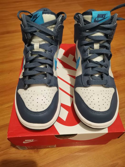 NIKE DUNK HIGH absolut originali mar 36,5 cu 23,5 cm la talpic