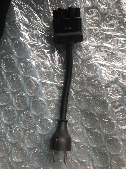 Tesla Mobile Charge Kit-schuko Комплект шуко за зареждане на Тесла 3