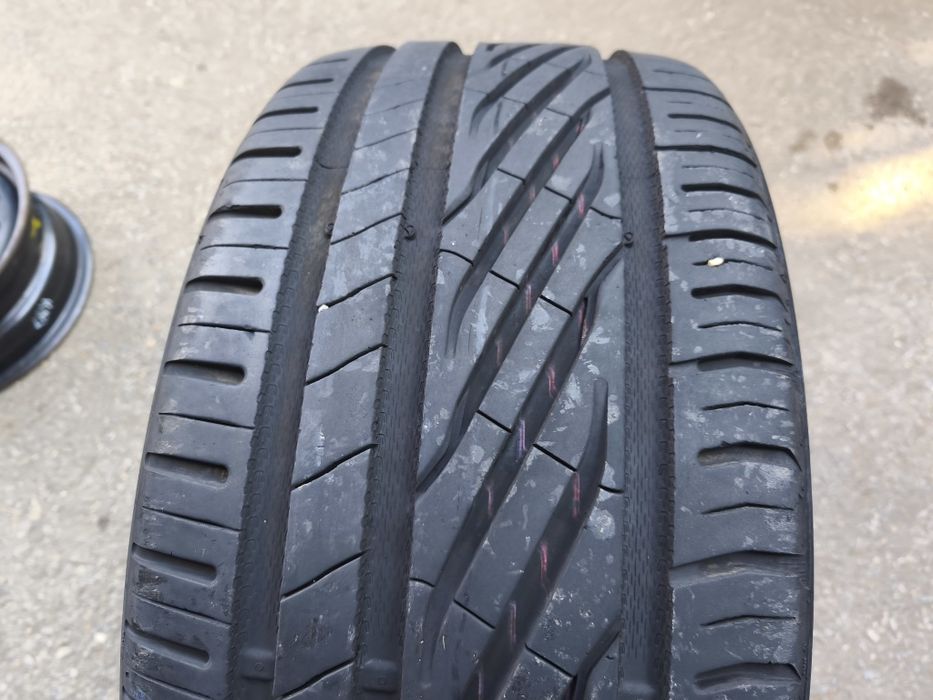 245/35/19" 1брой Uniroyal rain Sport 5,dot0823,8mm