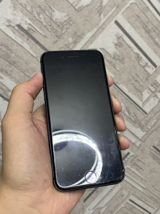 iPhone 8 64GB
