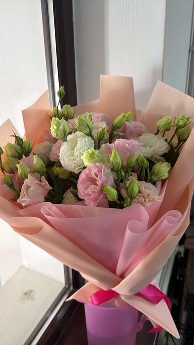 Гүл сатылады келіcеміз