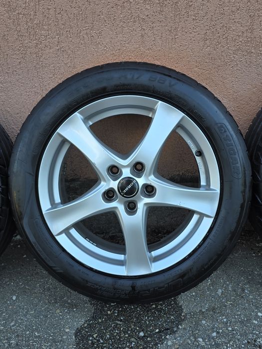 Vând set anvelope cu jante Tigar 225/50 R17