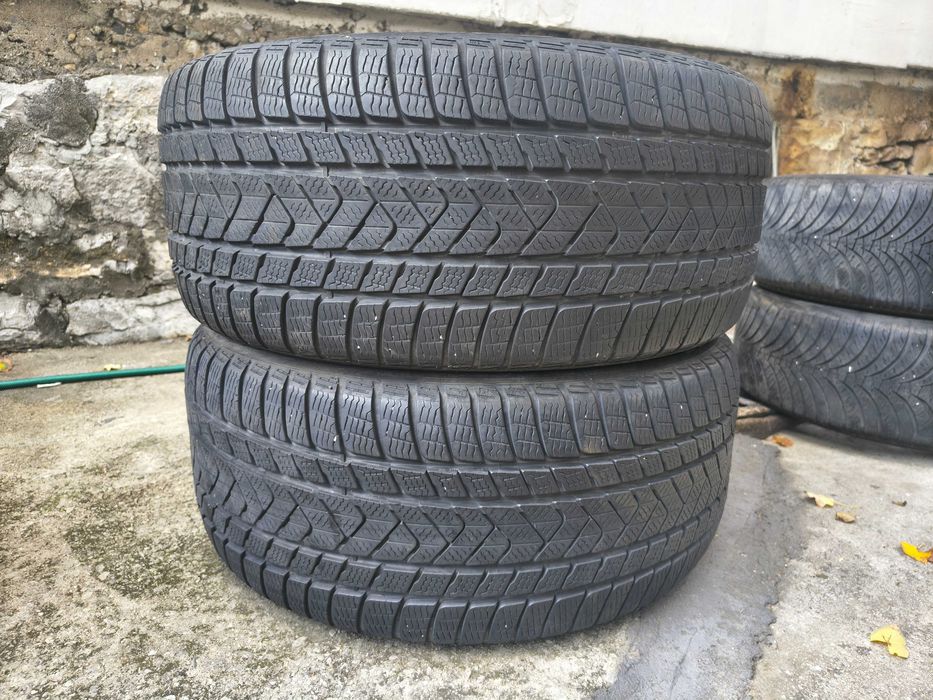 275/40/19 2бр.Pirelli Зимни гуми RSC