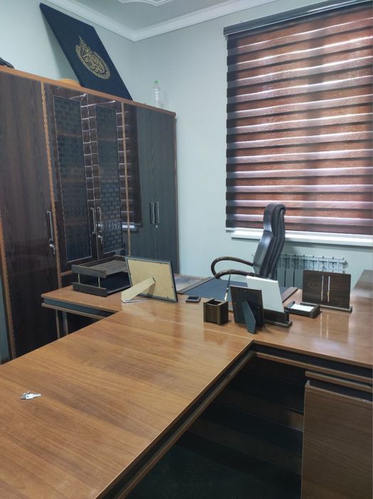 Офис мебели (директорский комплект ) идеал жагдайдагы .