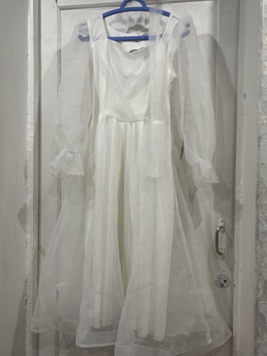 Продам платье вечерный