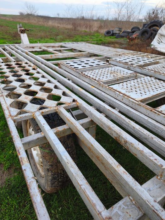 Platformă auto fără acte