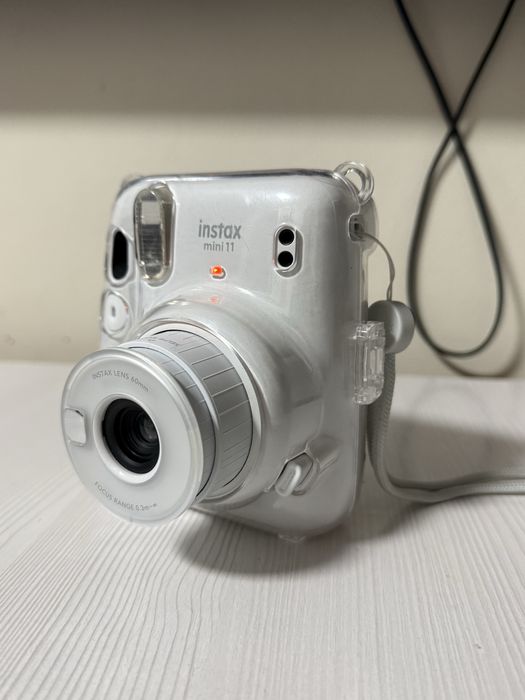 Instax 11 mini белый