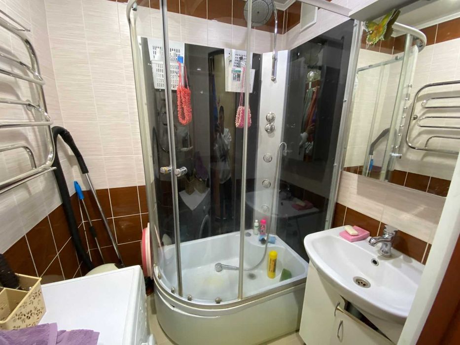 Продается 2 ком квартира район Детская Больница