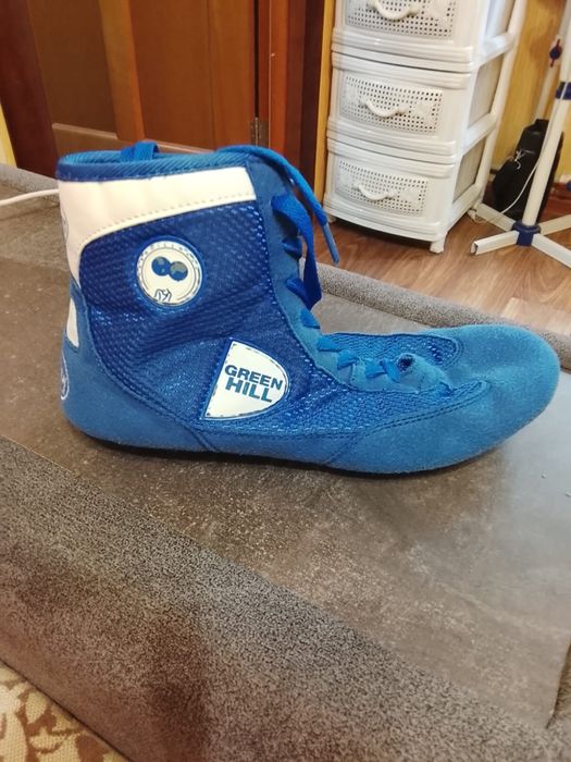 Продам борцовский костюм