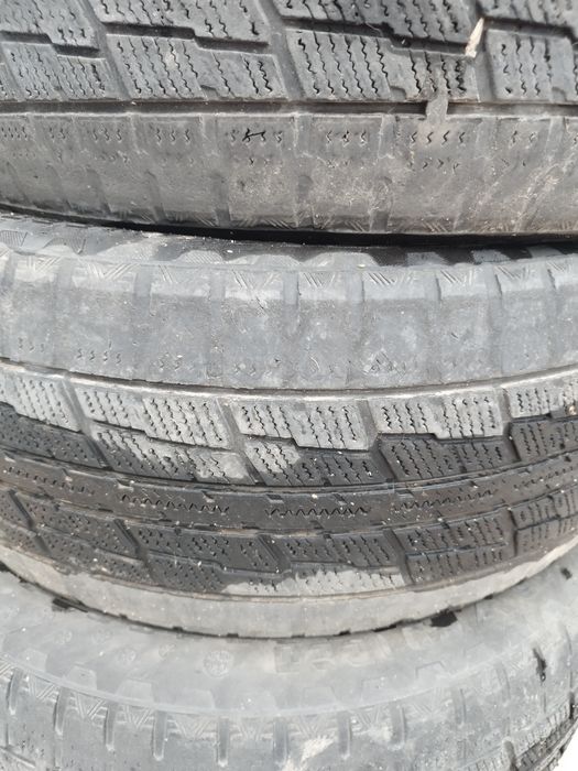 Продам зимнюю резину, баллоны