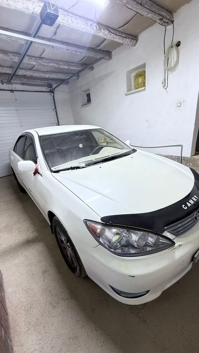 Автомашина камри 35