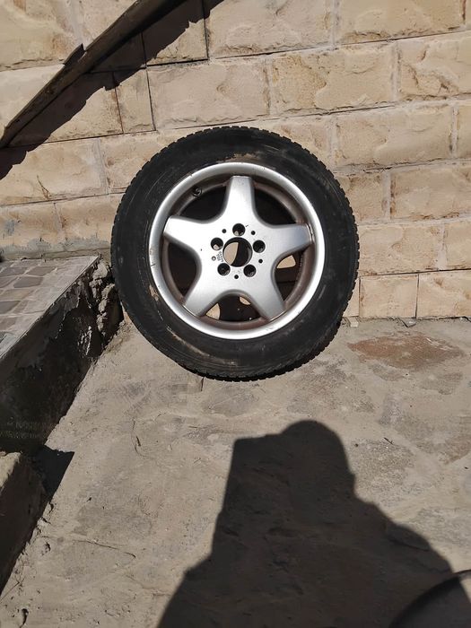 Продавам джанти с гуми заедно