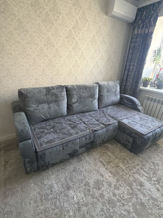 Продам диван 2,40