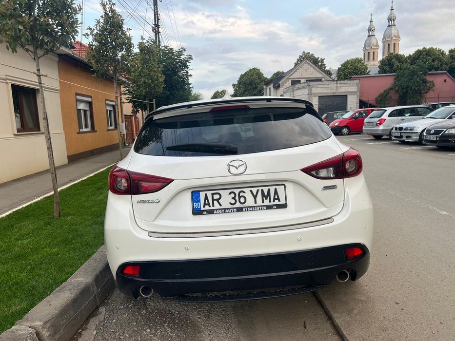 Vând Mazda 3 Skyactiv 2.2 Diesel, 150CP,Manual.