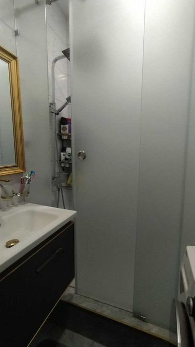 Аренда 4-х комн квартиры ЮА-6 квартал