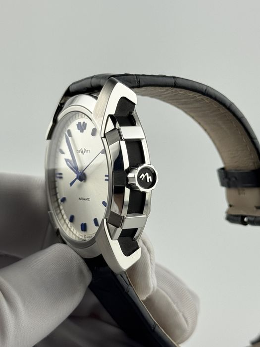 Наручные часы DeWitt Glorious Knight