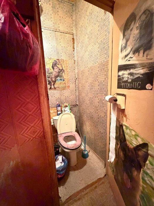 Продается Чиланзар 20 квартал 2в3/4/4 Без ремонта