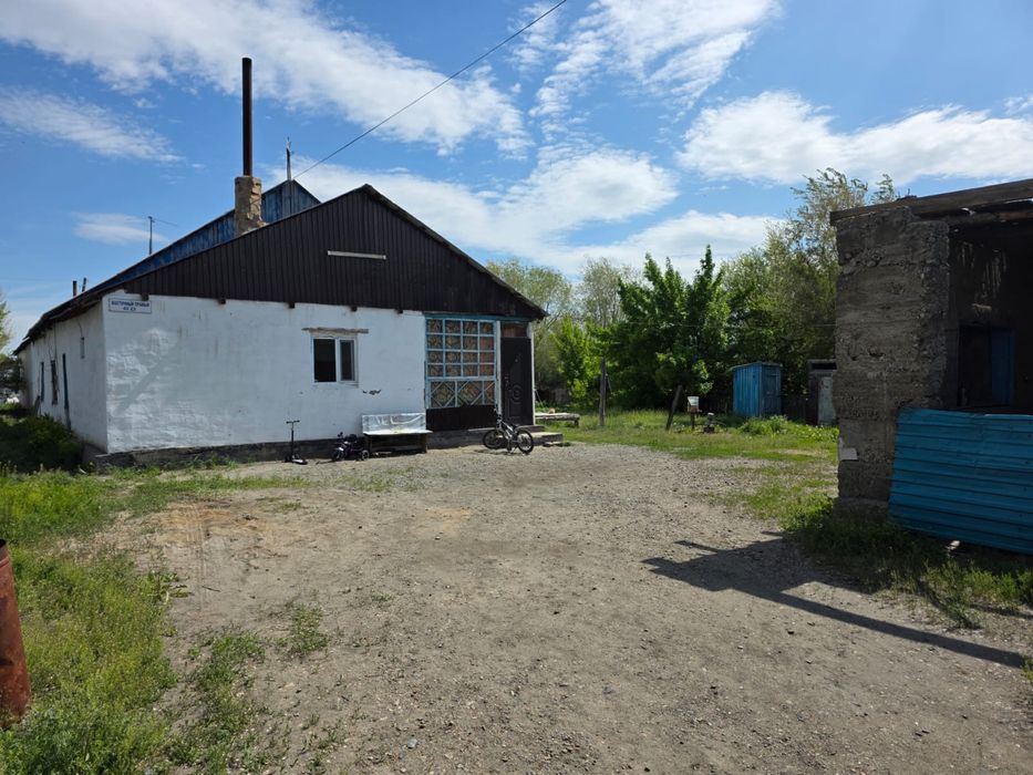 Продам дом Восточый правый 4323