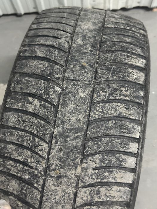 Шины комплект bridgestone 245/45/18