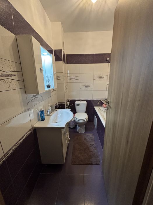 Apartament 2 camere decomandat de inchiriat