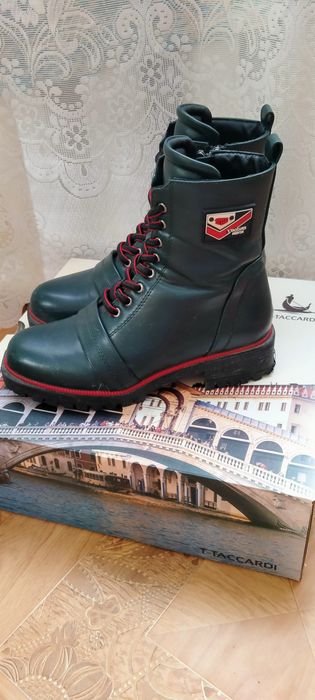 Продам ботинки в хорошем состоянии