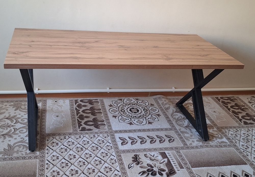 Кухонный стол сатылады