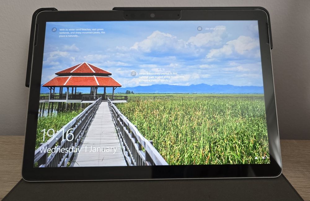 Tableta Microsoft Surface Go2