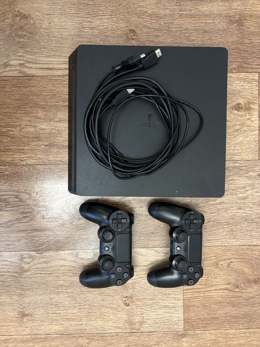 Продам playstation 4
