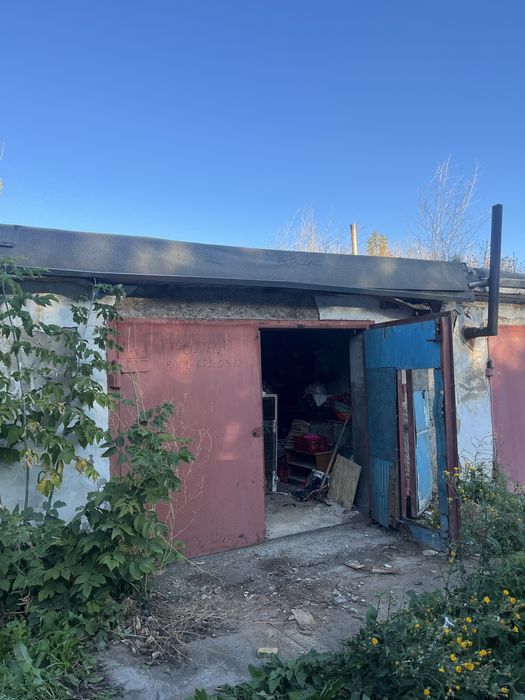 Продам гараж 18 мкр