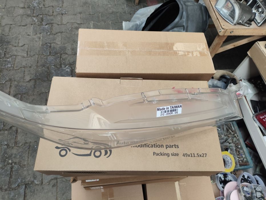 Камри 55 стекло фара Америка