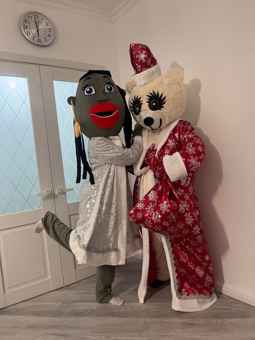 Мишка Дед Мороз и мулатка снегурочка ,для ваших праздников