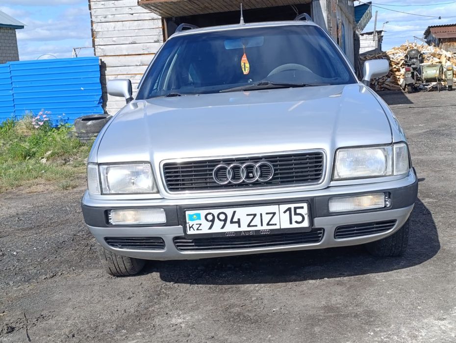 Продам Ауди Б4 универсал