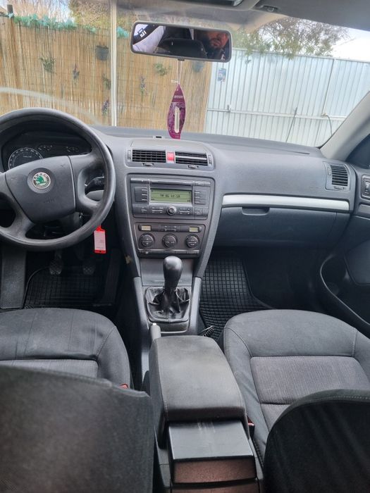 Skoda octavi 2 Vand sau schimb