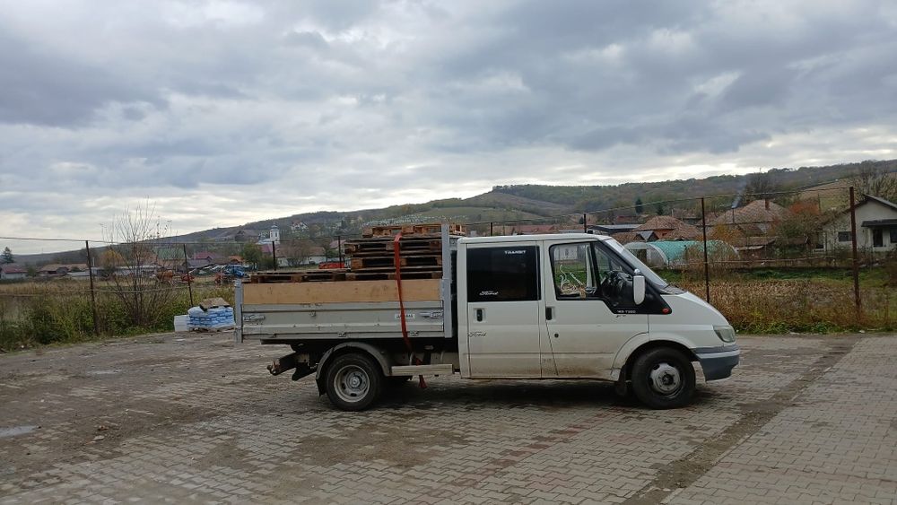 Ofer servici de transport,pe raza jud Mureș.