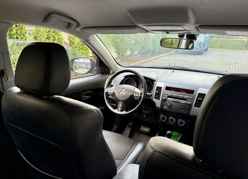 Mitsubishi outlander