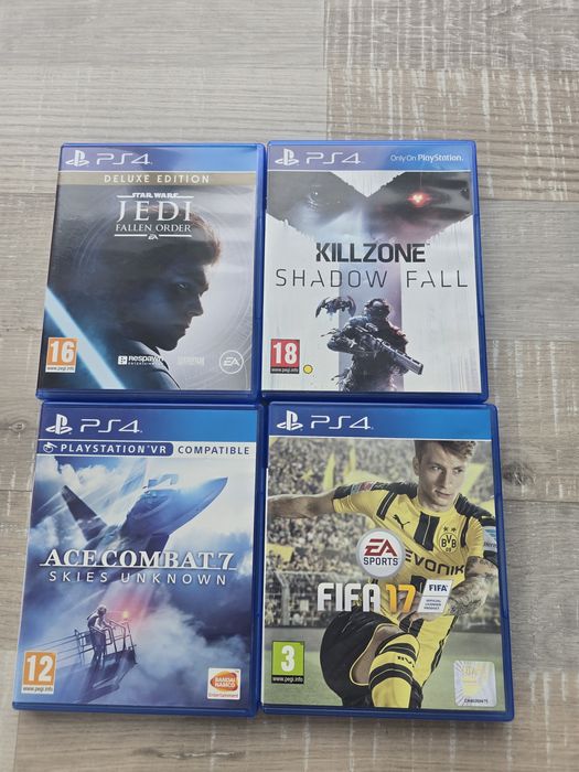 Sony PlayStation 4 PRO 1Tb (CUH-7116B) + 4 jocuri + 2 gamepad