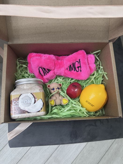 Подарочные боксы