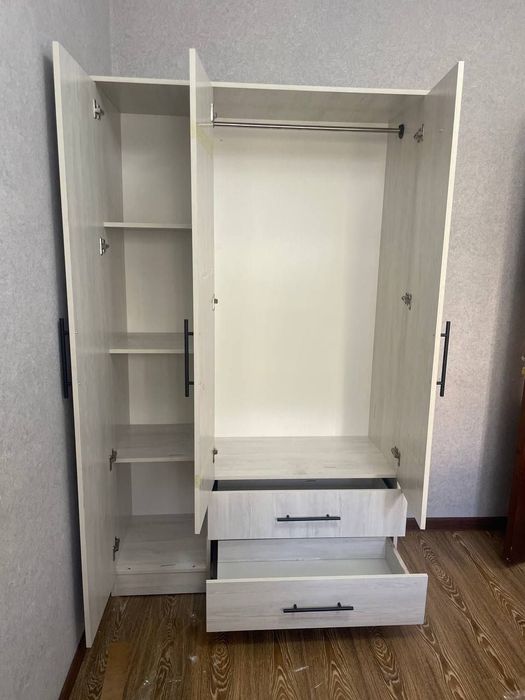 Shkaf Akaiya narxlarda sotiladi