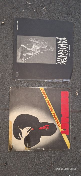 Discuri vinil noi